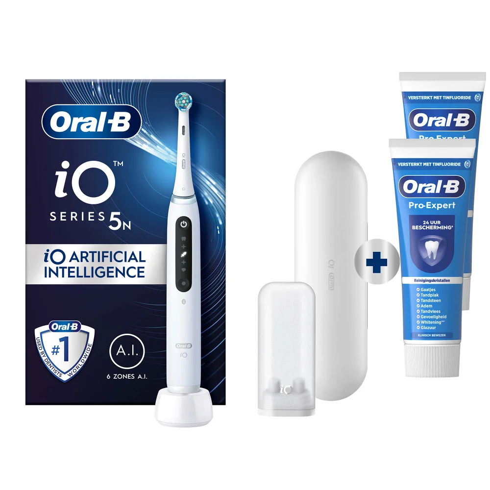 Oral-B iO Series 5N elektrische tandenborstel met reisetui, oplader en twee Oral-B Pro-Expert tandpasta's.